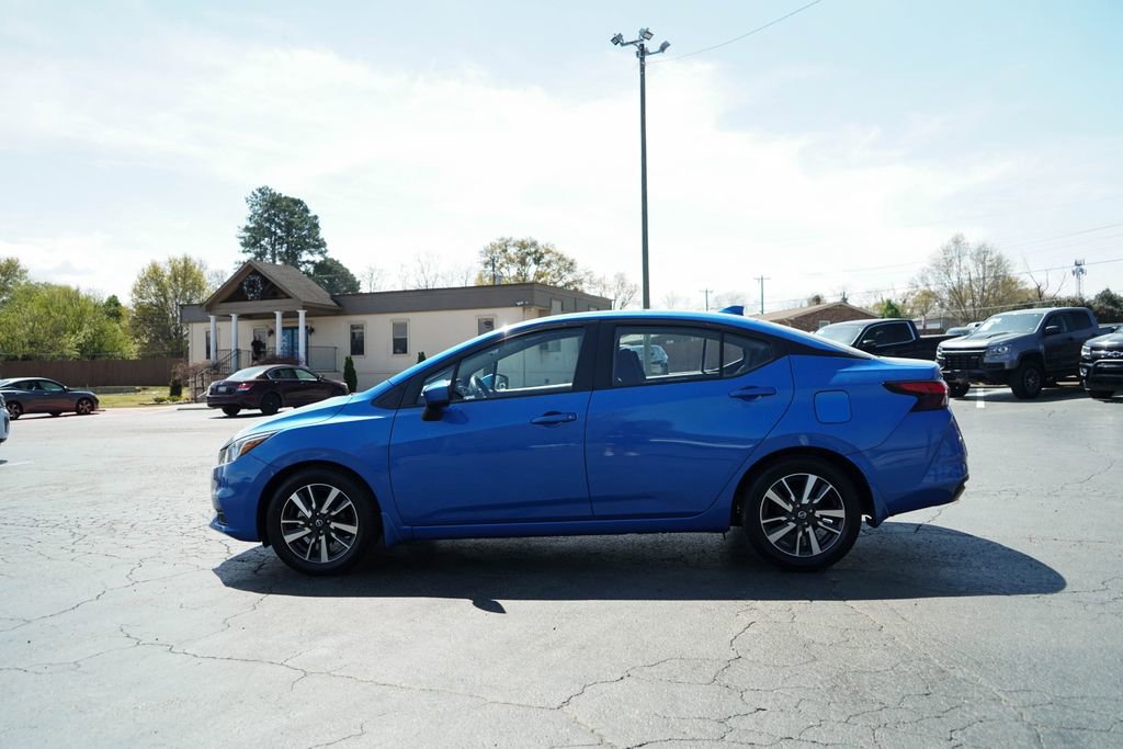 Used 2022 Nissan Versa SV image 17