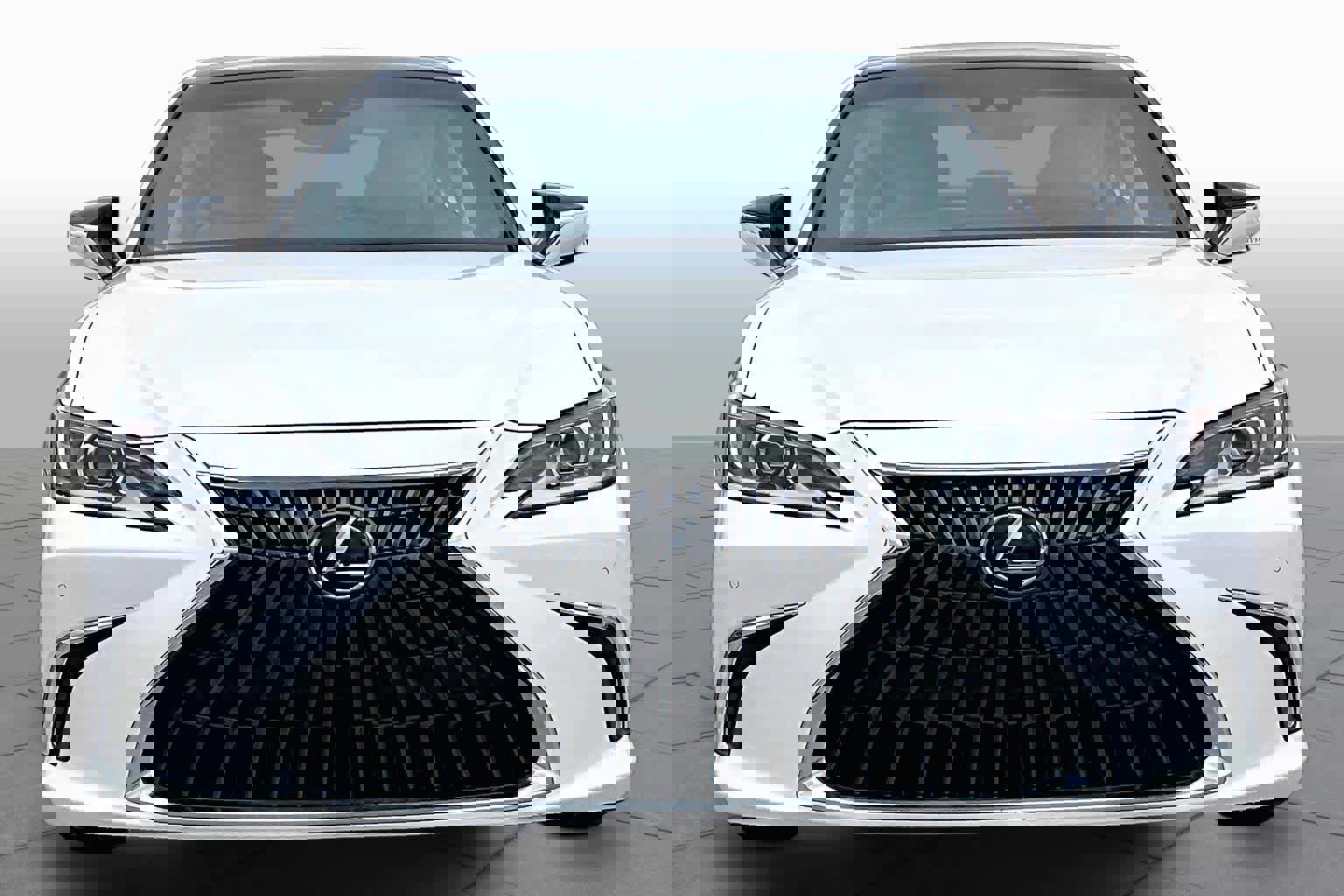 Used 2025 Lexus ES 350 w/ Premium Package image 4