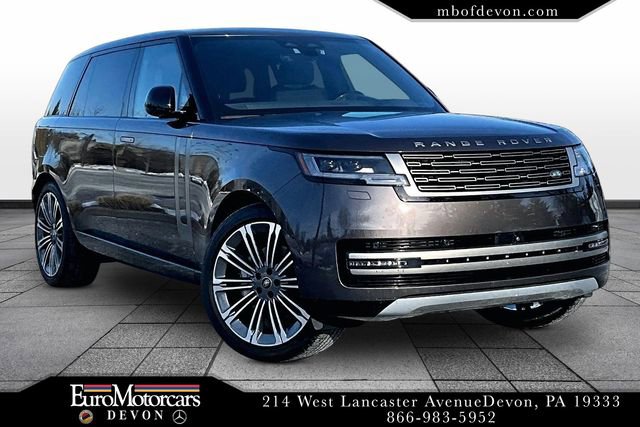 Used 2024 Land Rover Range Rover Long Wheelbase SE image 1