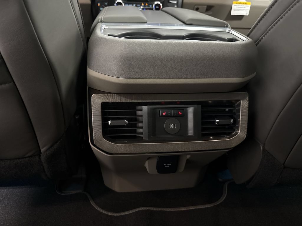 Used 2026 Ford F450 Platinum w/ Platinum Plus Package AWD/4WD image 22