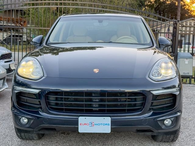Used 2015 Porsche Cayenne Diesel image 2