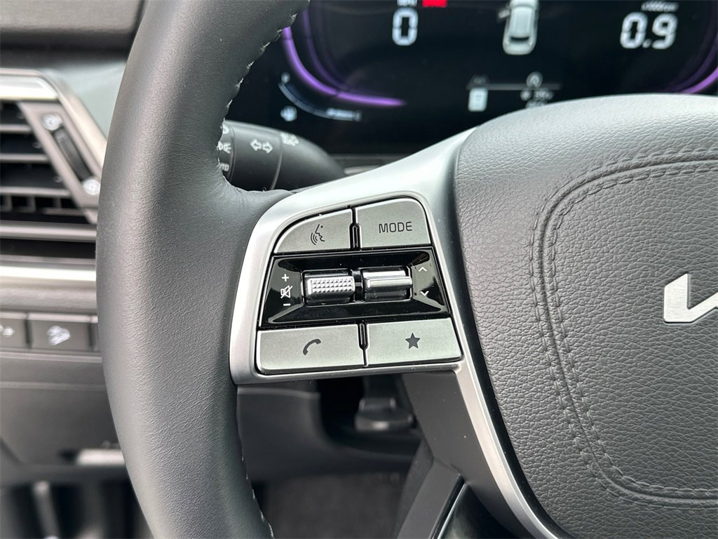 New 2025 Kia Telluride S image 22