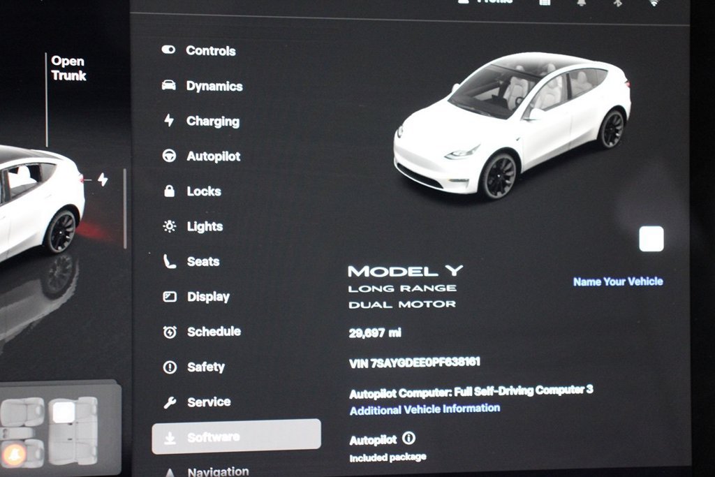 Used 2023 Tesla Model Y Long Range AWD/4WD image 45