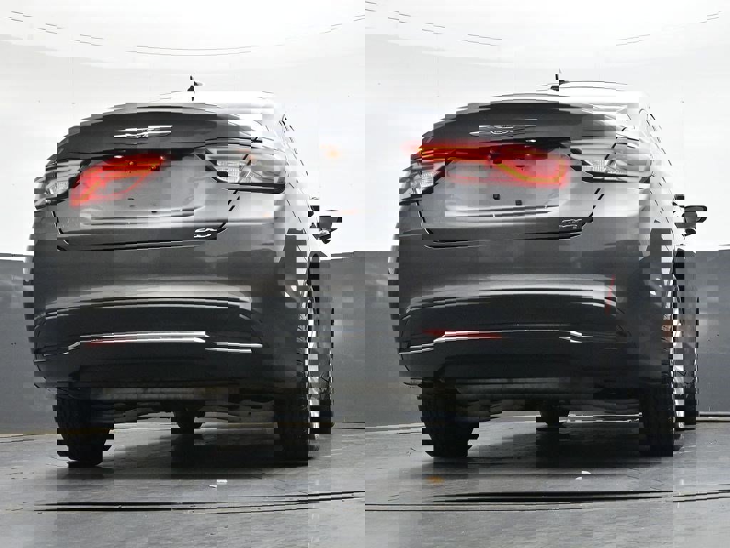 Used 2017 Chrysler 200 Limited Platinum image 28