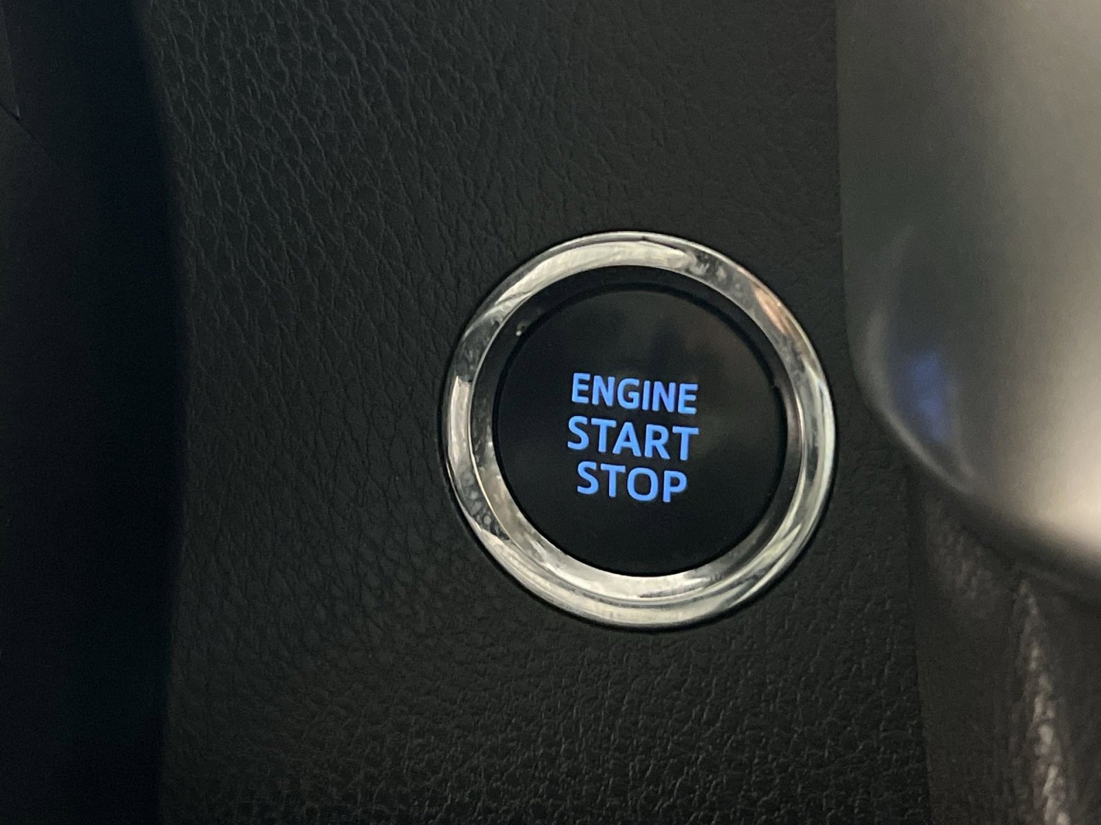 Used 2016 Toyota Highlander XLE image 35