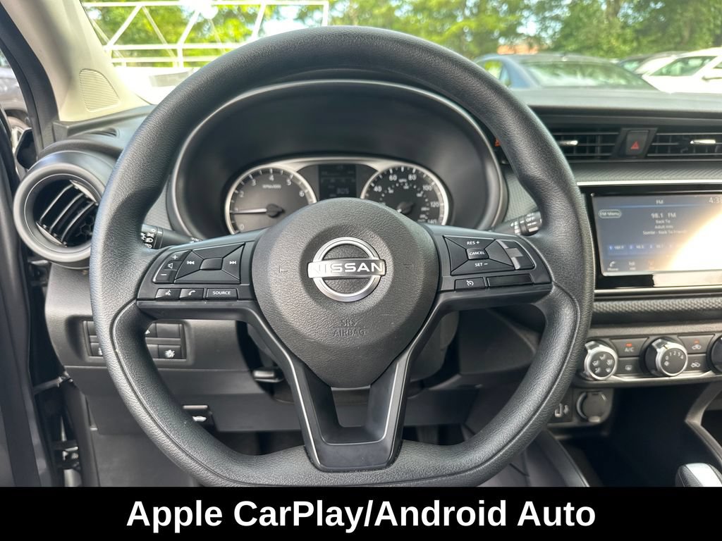 Used 2024 Nissan Kicks S FWD image 11