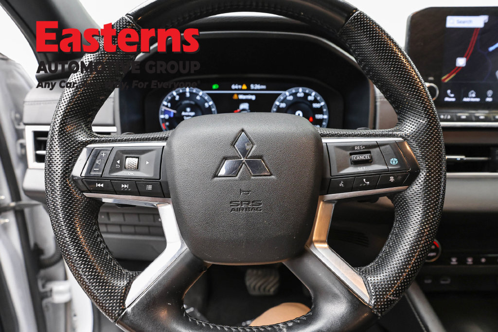 Used 2023 Mitsubishi Outlander SE Black Edition AWD/4WD image 12