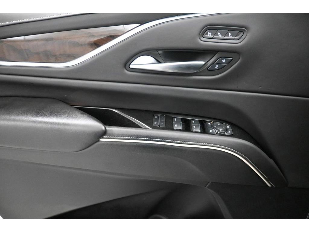 Certified 2024 Cadillac Escalade Sport Platinum w/ LPO, ONYX Package image 8