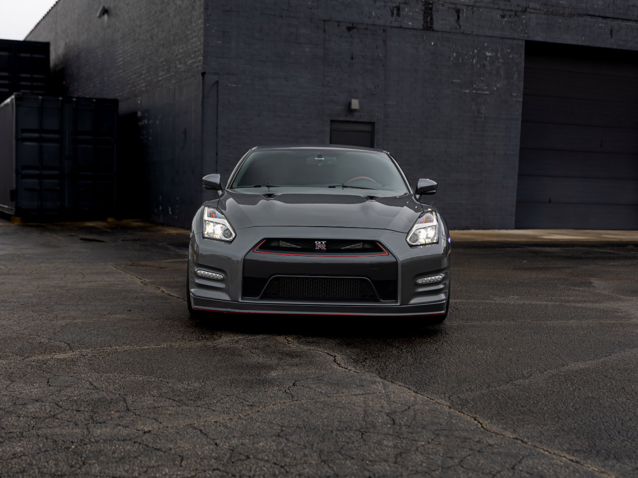 Used 2014 Nissan GT-R Black Edition image 6