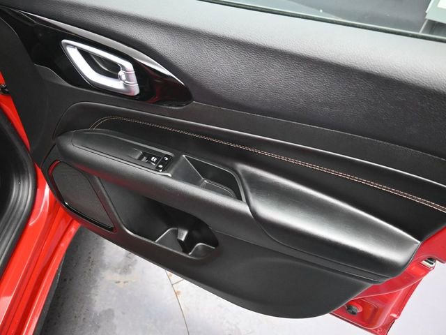 Used 2022 Jeep Compass Limited image 30