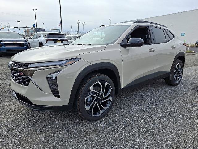 New 2026 Chevrolet Trax RS image 2