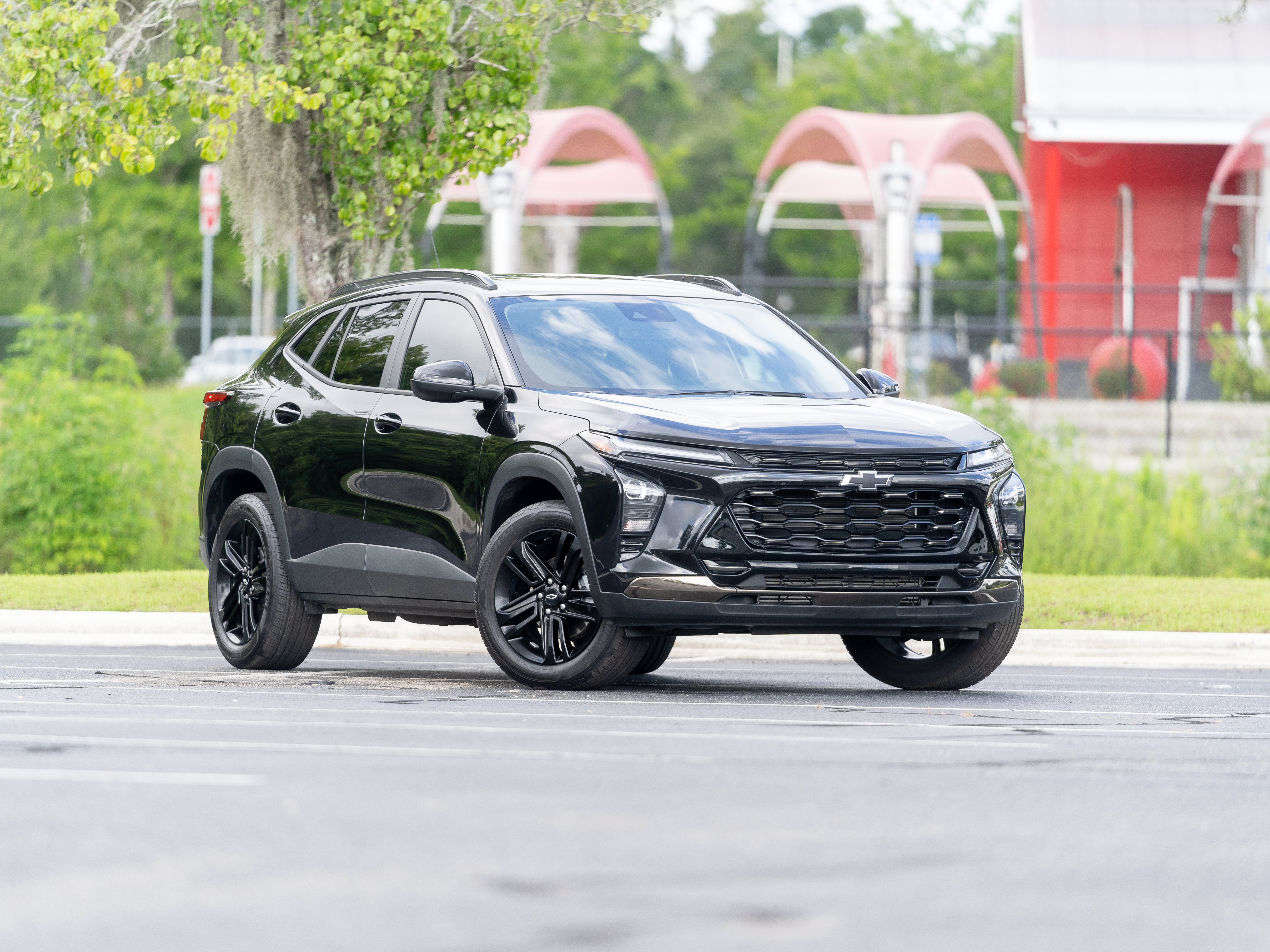 Used 2025 Chevrolet Trax ACTIV w/ Driver Confidence Package FWD image 2