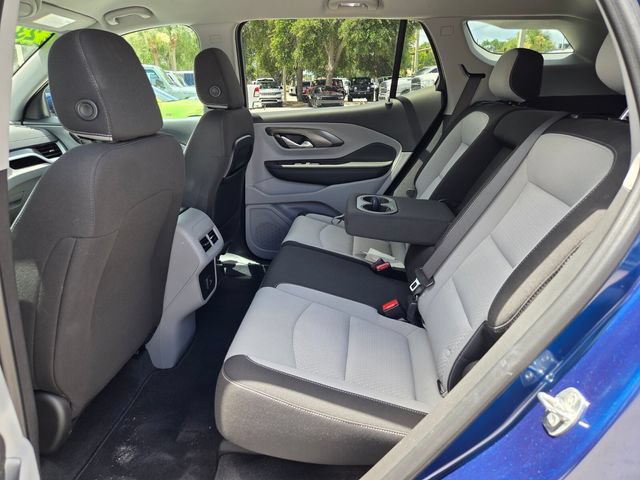 Used 2023 GMC Terrain SLE w/ Driver Convenience Package FWD image 15