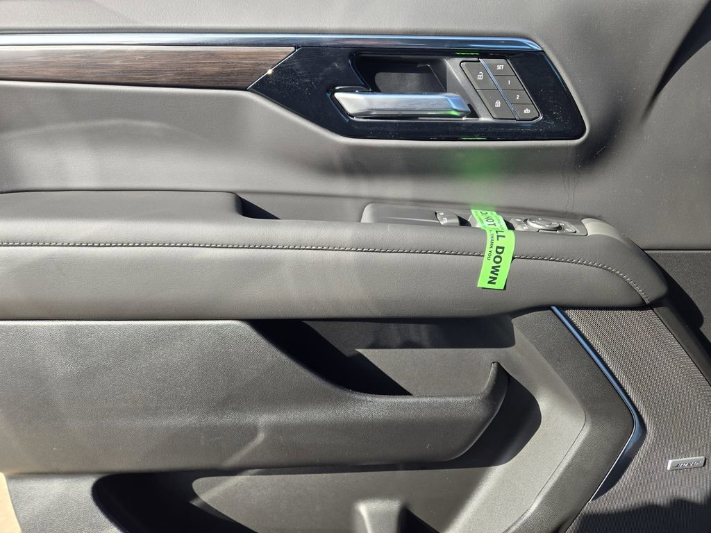 New 2026 Chevrolet Tahoe Z71 w/ Z71 Off-Road Package image 17