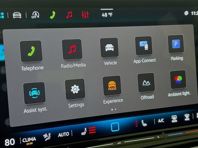 New 2026 Volkswagen Tiguan SE AWD/4WD image 16