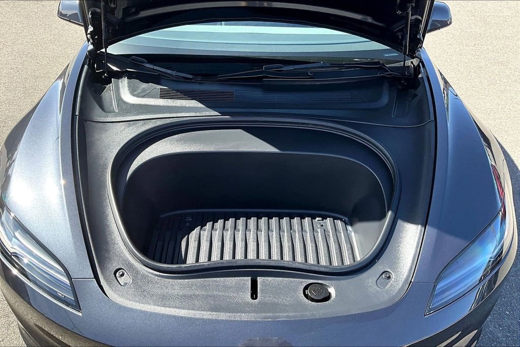 Used 2025 Tesla Model 3 Long Range image 10