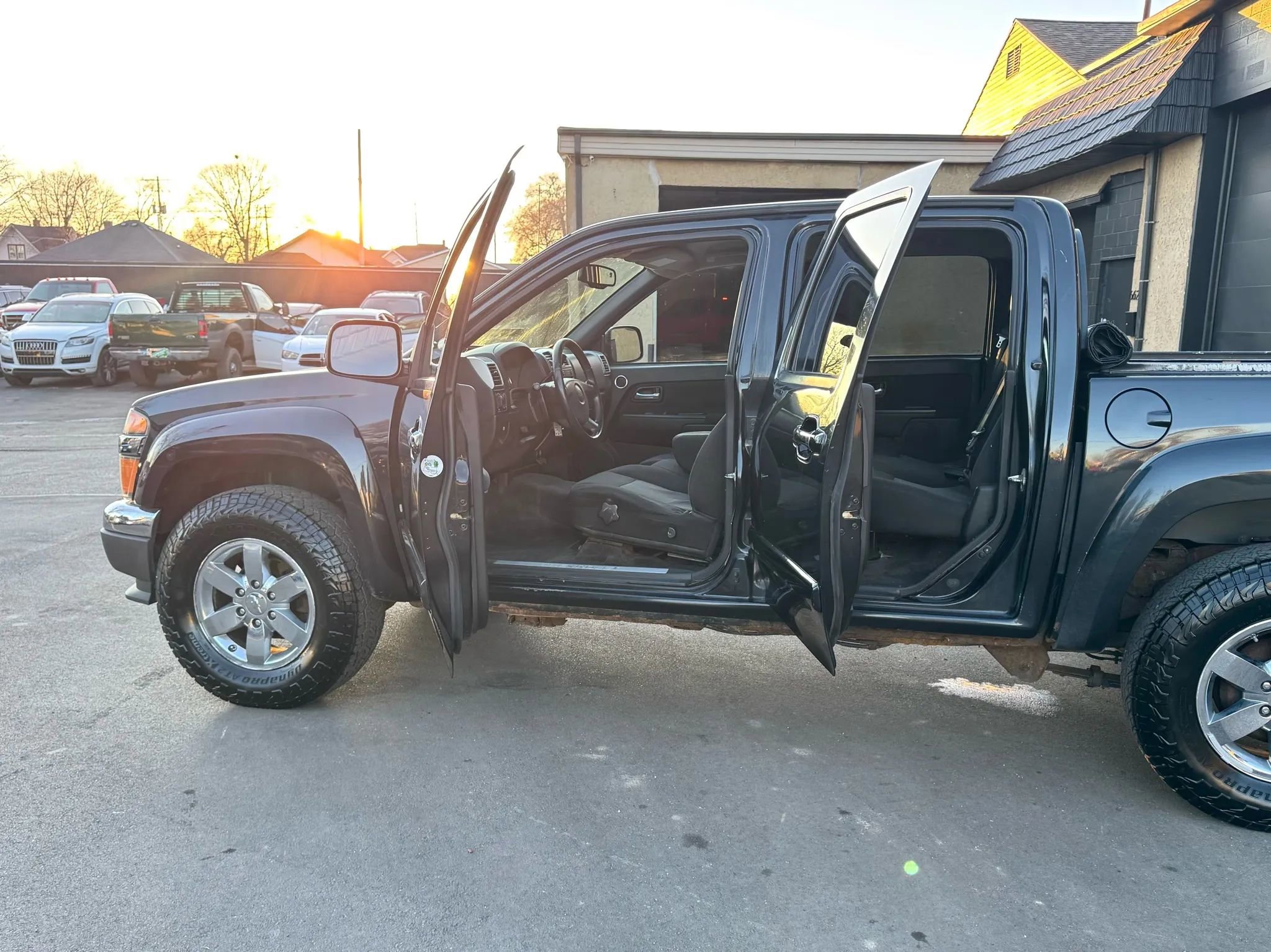 Used 2009 Chevrolet Colorado LT w/ LT Preferred Equipment Group AWD/4WD image 13