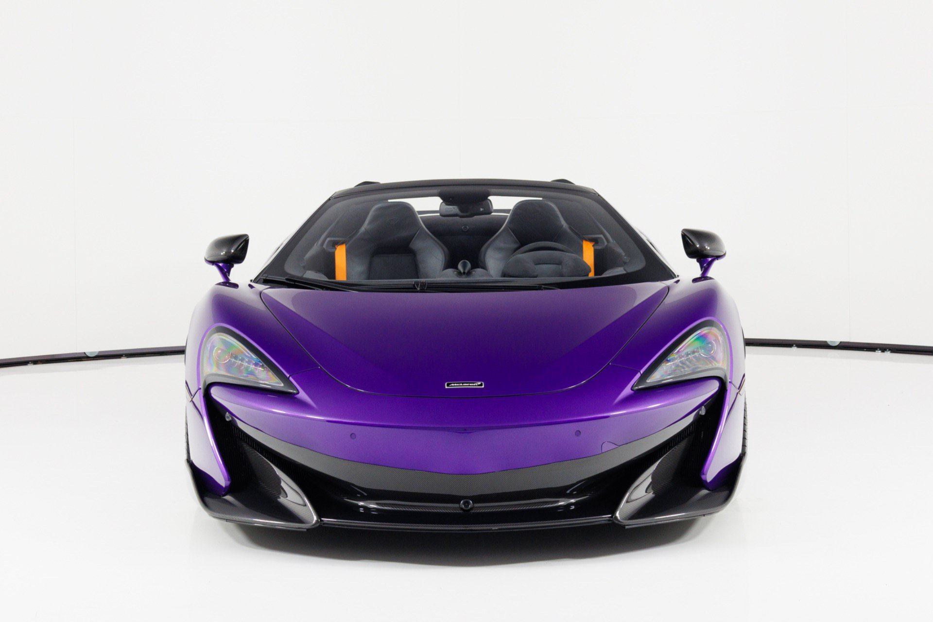 Used 2020 McLaren 600LT Spider RWD image 11