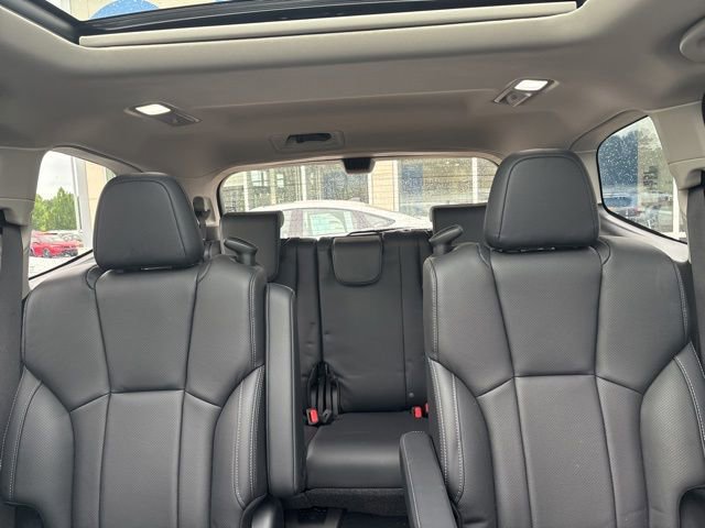Used 2024 Subaru Ascent Touring w/ Popular Package #2 AWD/4WD image 14