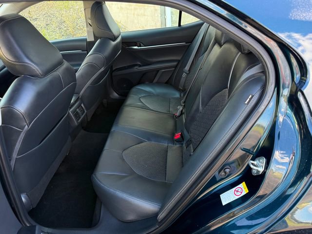 Used 2019 Toyota Camry XSE image 6