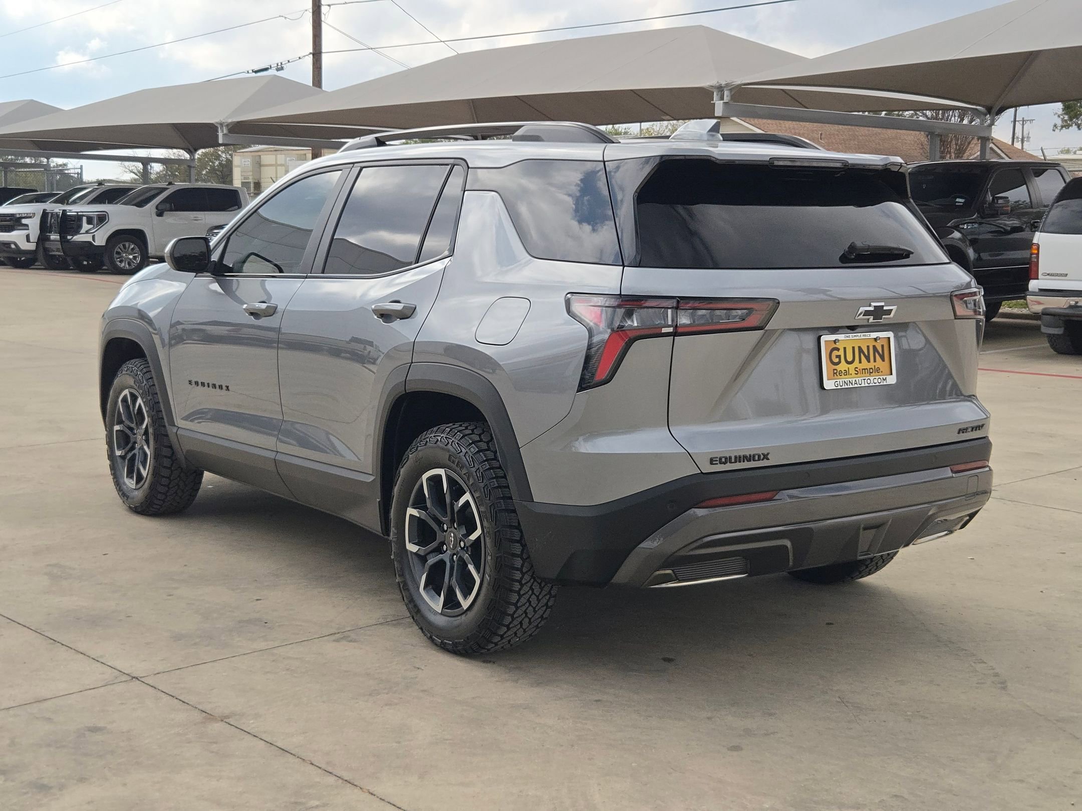 Certified 2026 Chevrolet Equinox ACTIV w/ Convenience Package III image 5