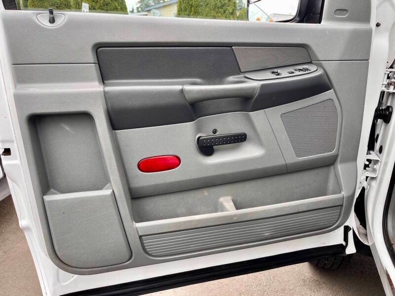 Used 2008 Dodge Ram 5500 Truck 4x4 Regular Cab w/ PWR Accessory Group image 12