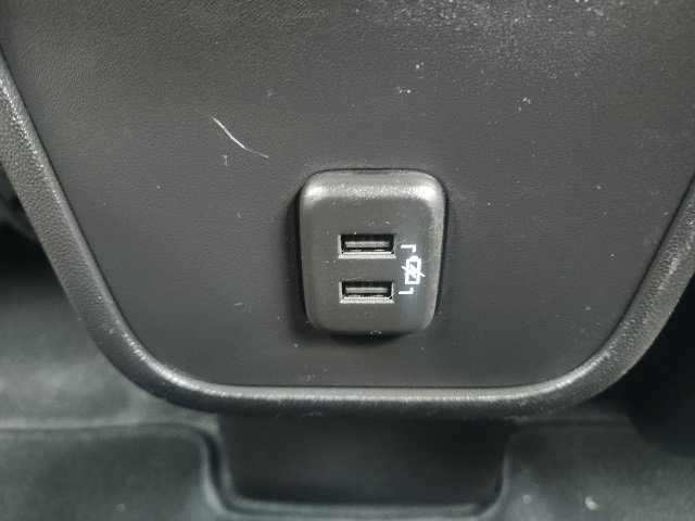 Used 2024 Chevrolet Equinox LS w/ Sport Edition image 18