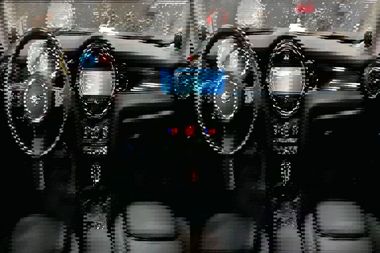 Used 2024 MINI Cooper SE image 17