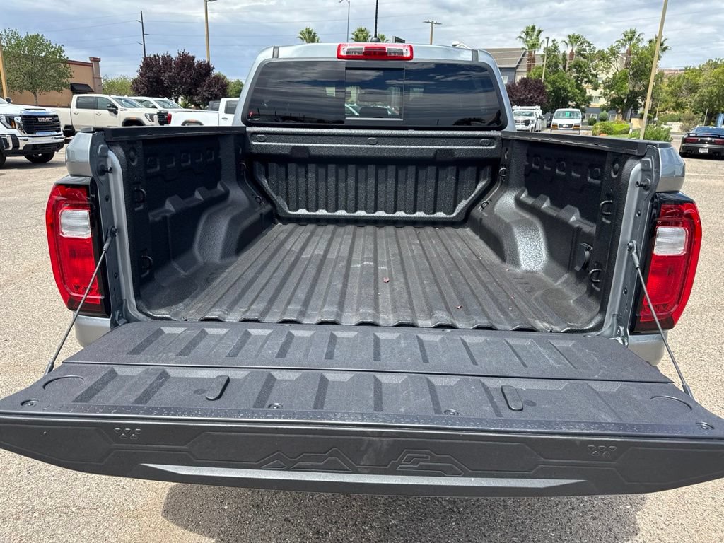 Used 2024 GMC Canyon AT4 w/ LPO, Skid Plate Package AWD/4WD image 21