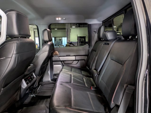 Used 2023 Ford F250 Lariat w/ Sport Appearance Package AWD/4WD image 13
