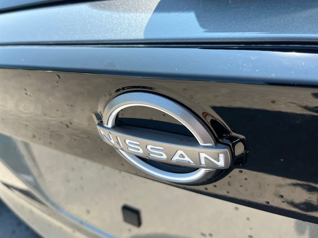 New 2027 Nissan Kicks SR w/ Cold Weather Package FWD image 41