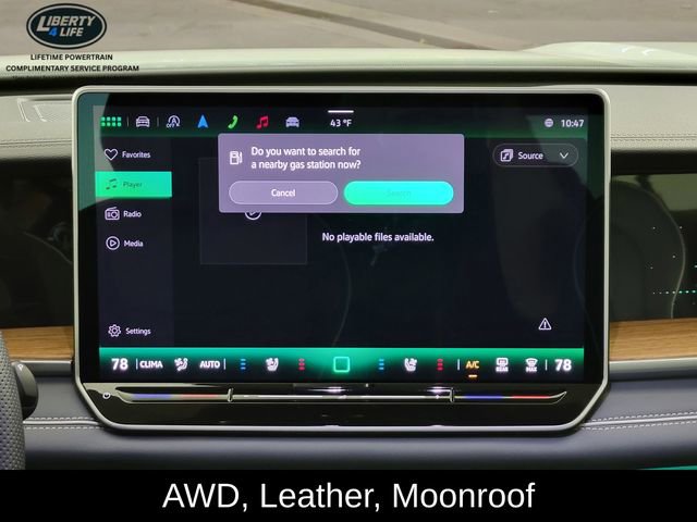 Used 2025 Volkswagen Tiguan SEL R-Line image 22