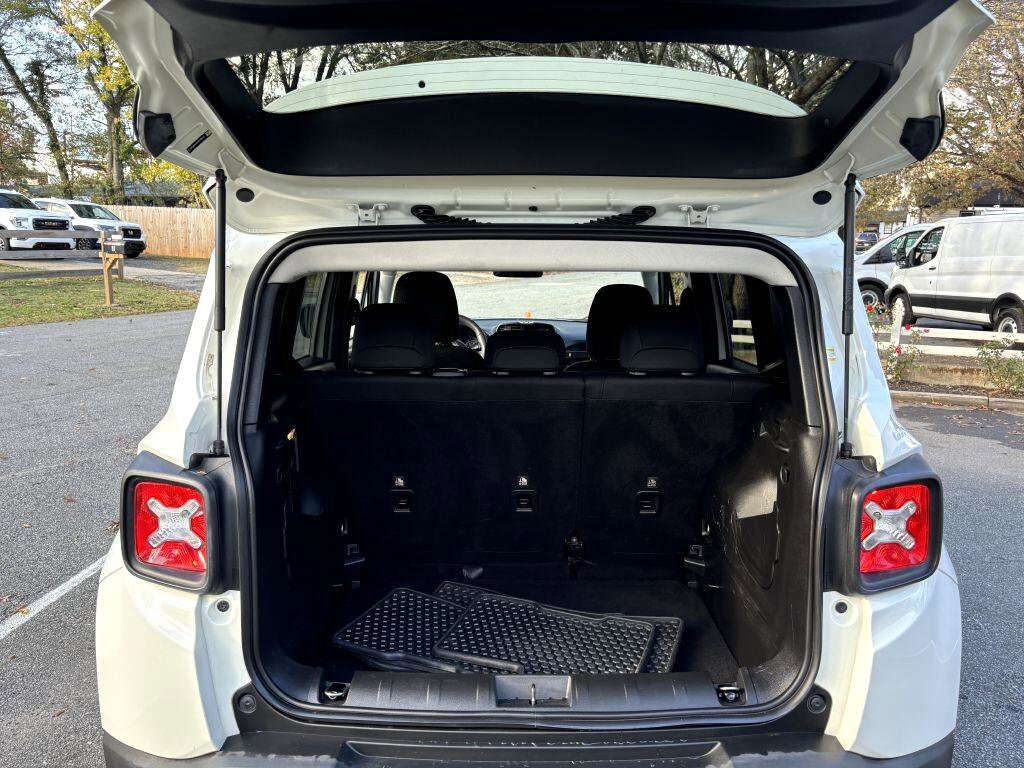 Used 2022 Jeep Renegade Sport w/ Sport Appearance Group image 10