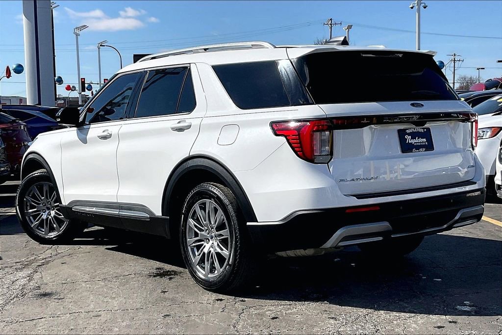 Used 2026 Ford Explorer Platinum image 9