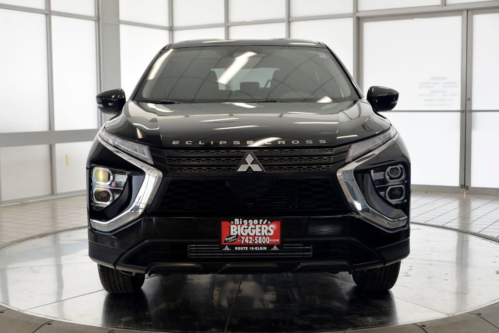 Used 2024 Mitsubishi Eclipse Cross ES image 3