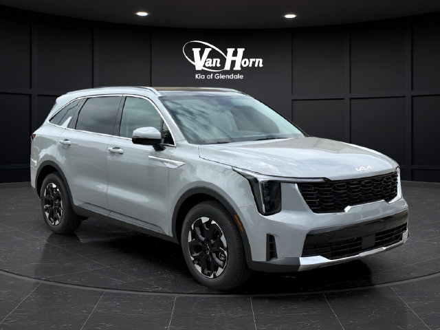 New 2026 Kia Sorento S w/ S Panoramic Sunroof Package