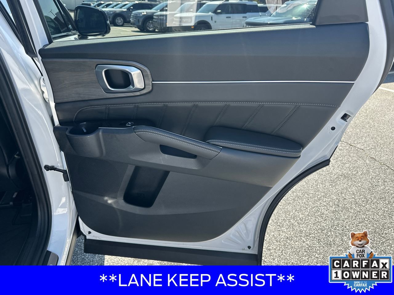Used 2024 Kia Sorento SX image 16