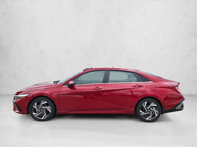 Used 2025 Hyundai Elantra Limited FWD image 9