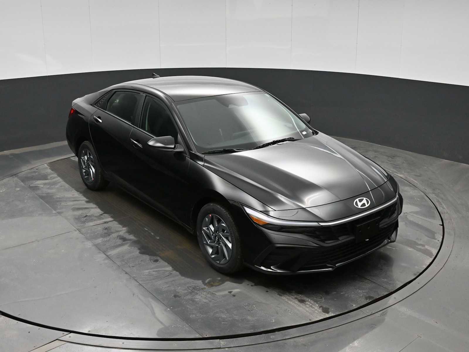 New 2026 Hyundai Elantra Blue image 23