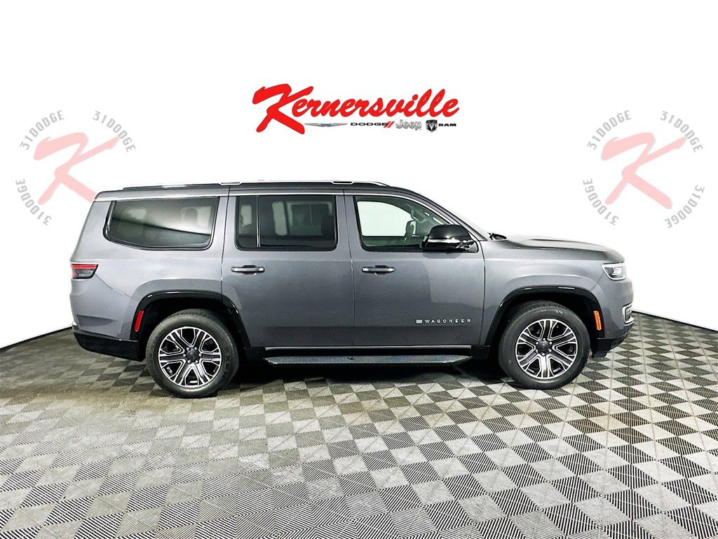 Used 2024 Jeep Wagoneer Series II w/ Flexible Seating Group image 8