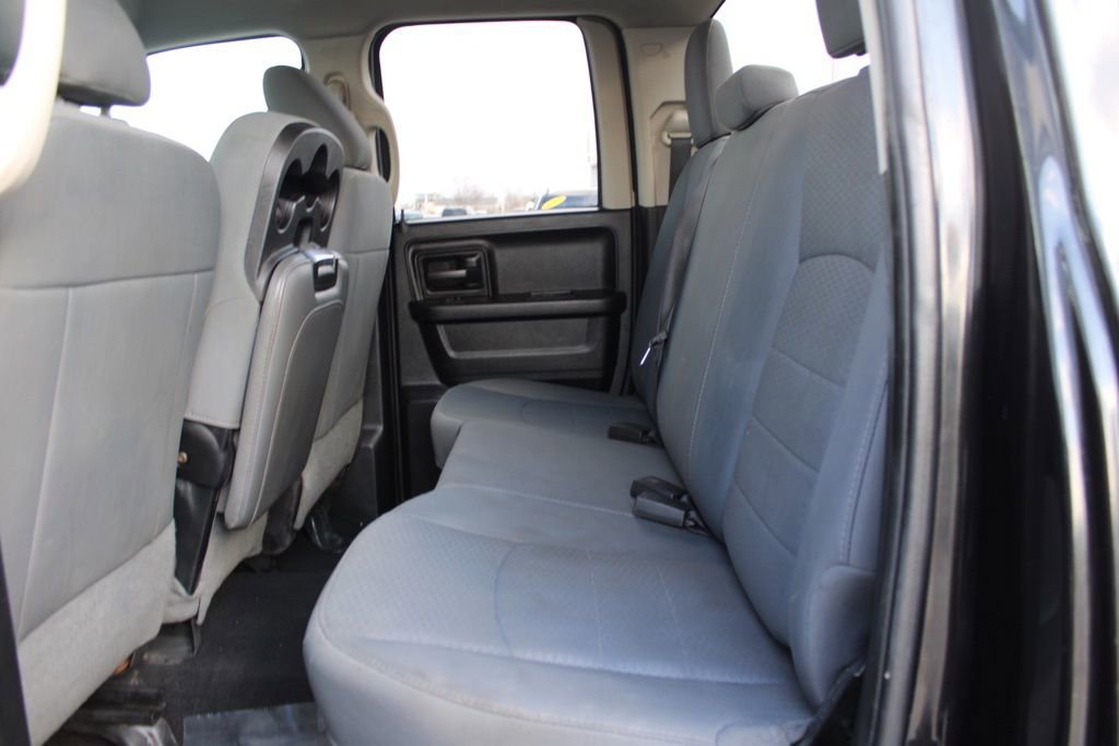 Used 2017 RAM 1500 Express image 24