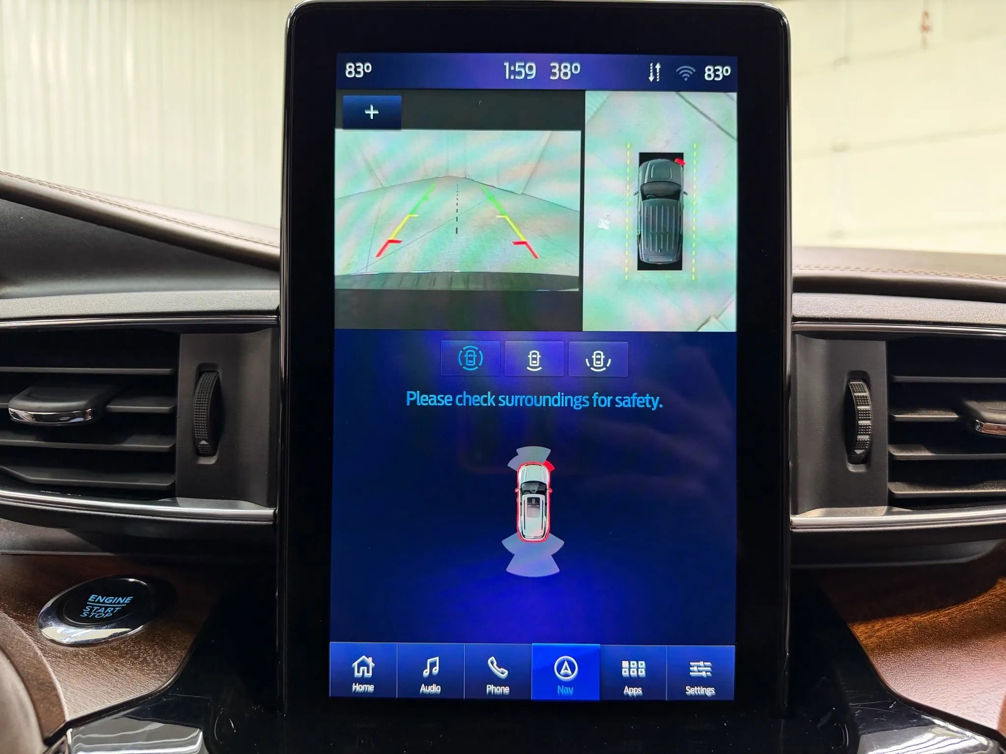 Used 2022 Ford Explorer King Ranch w/ Premium Technology Package image 24