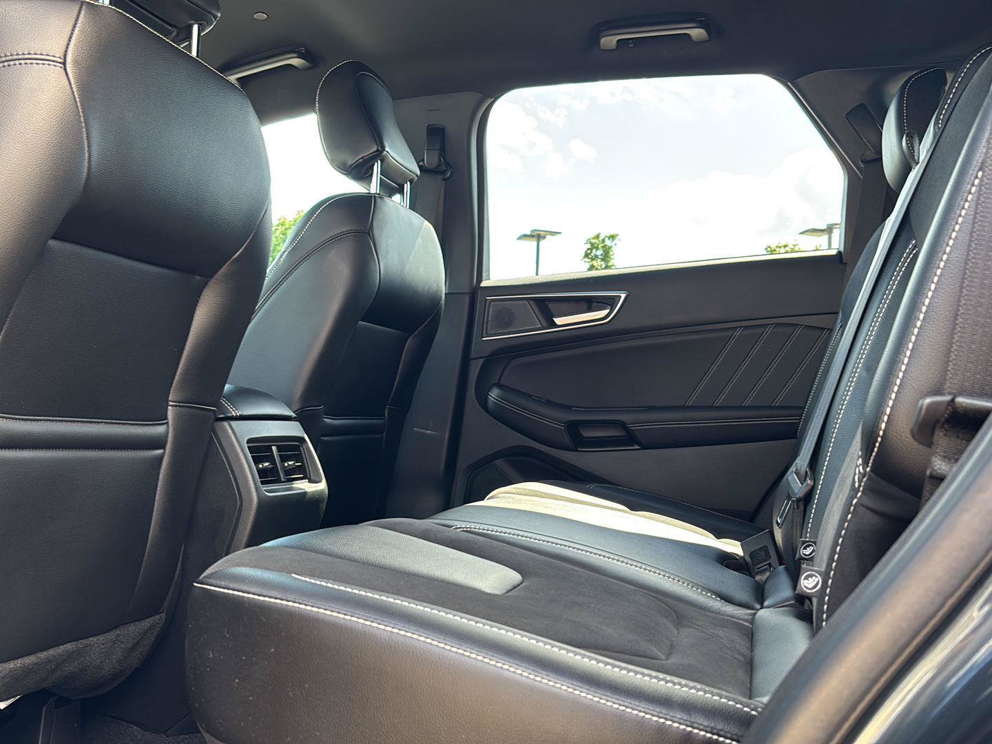 Used 2023 Ford Edge ST AWD/4WD image 24