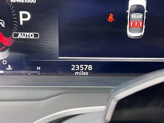 Used 2025 Nissan Rogue SL w/ Tech Package AWD/4WD image 6
