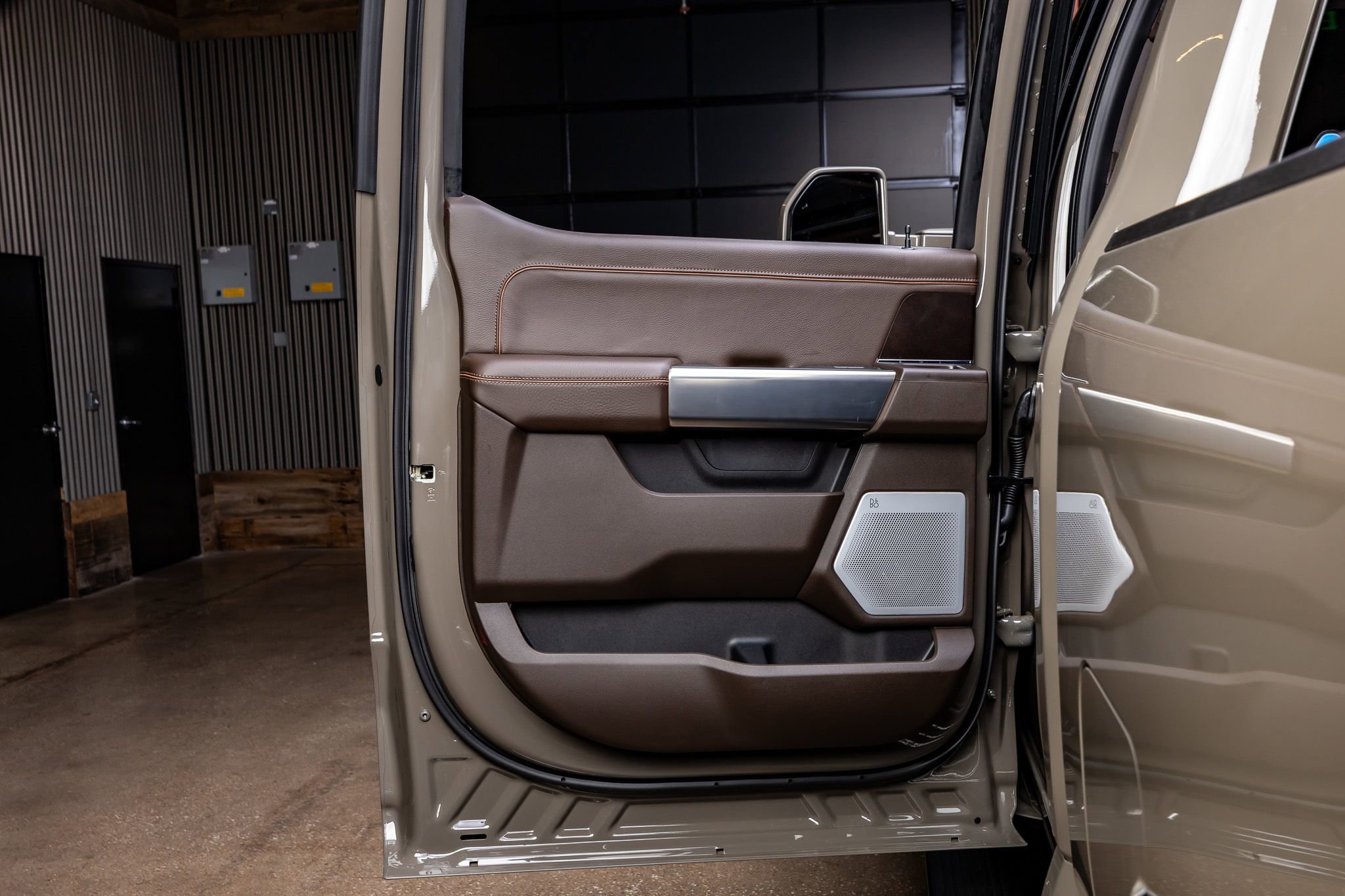 Used 2026 Ford F350 King Ranch w/ Chrome Package image 37