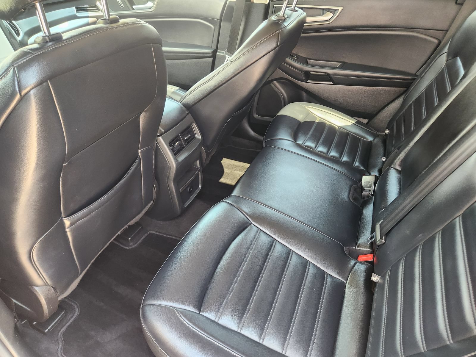 Used 2024 Ford Edge SEL AWD/4WD image 34