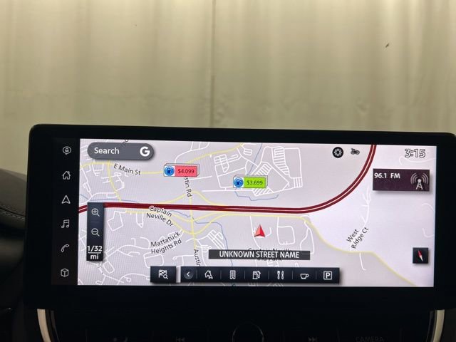 Used 2023 Nissan Altima 2.5 SR w/ SR Premium Package image 16