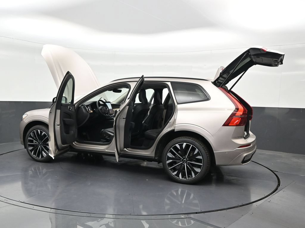 New 2026 Volvo XC60 B5 Ultra AWD/4WD image 32