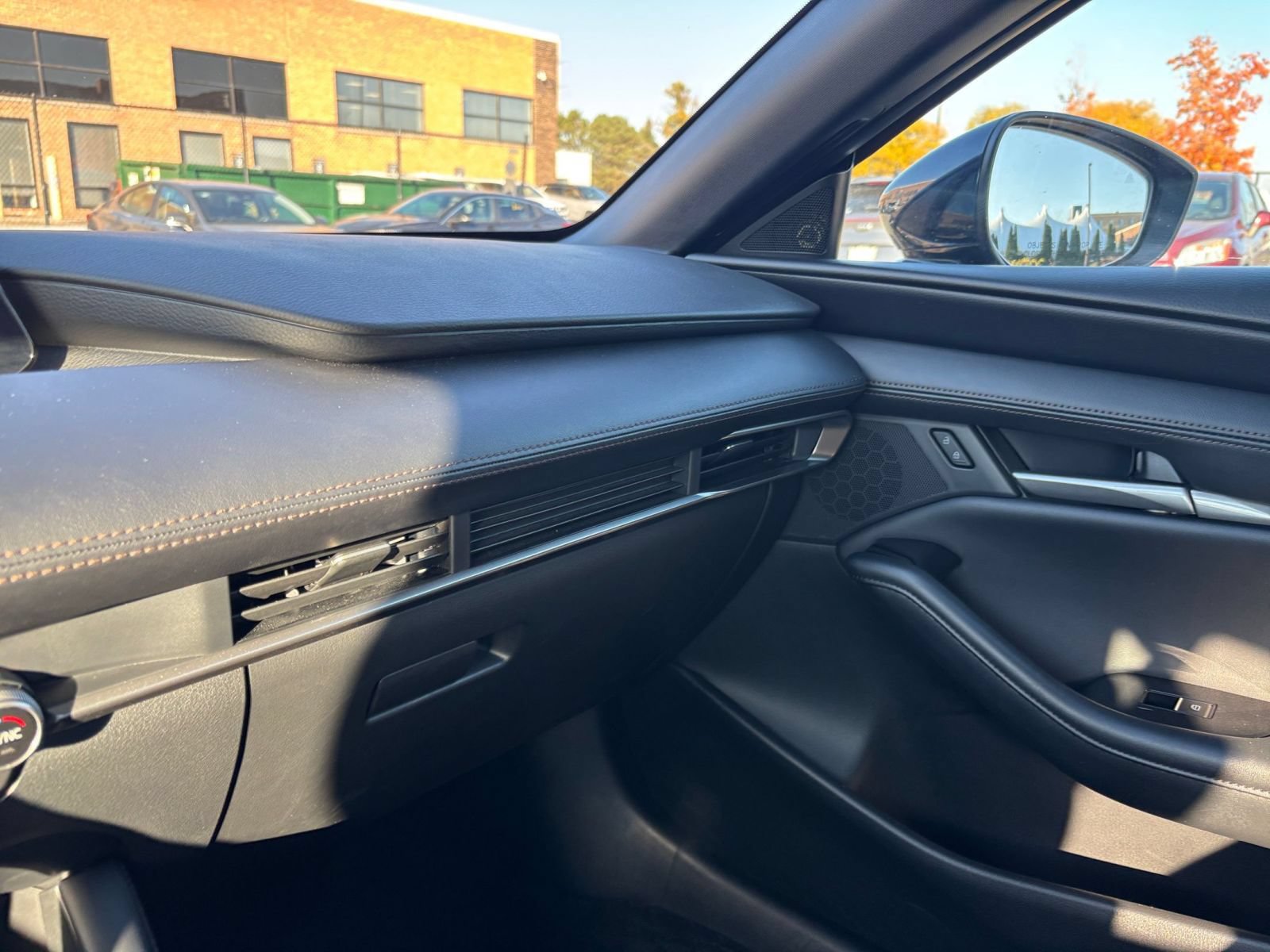 Used 2026 MAZDA MAZDA3 s FWD image 34