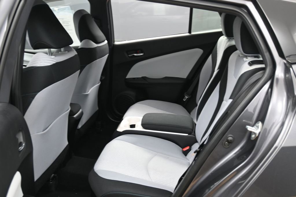 Used 2018 Toyota Prius Prime Plus image 34